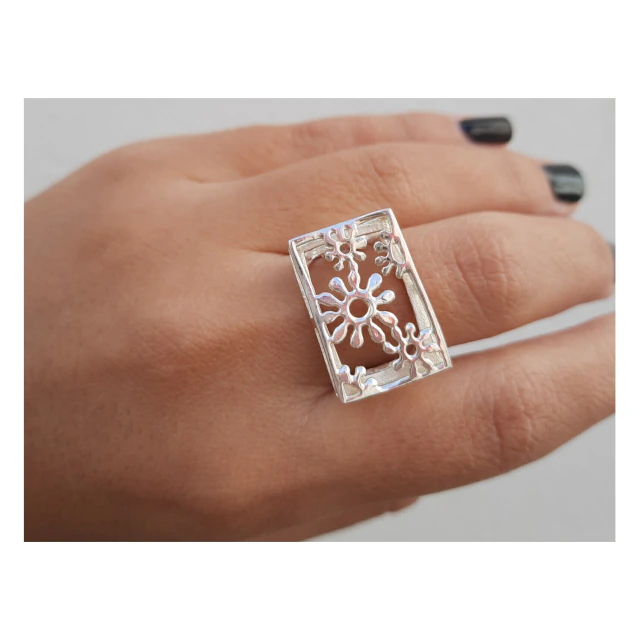 Anillo de plata minimalista siena