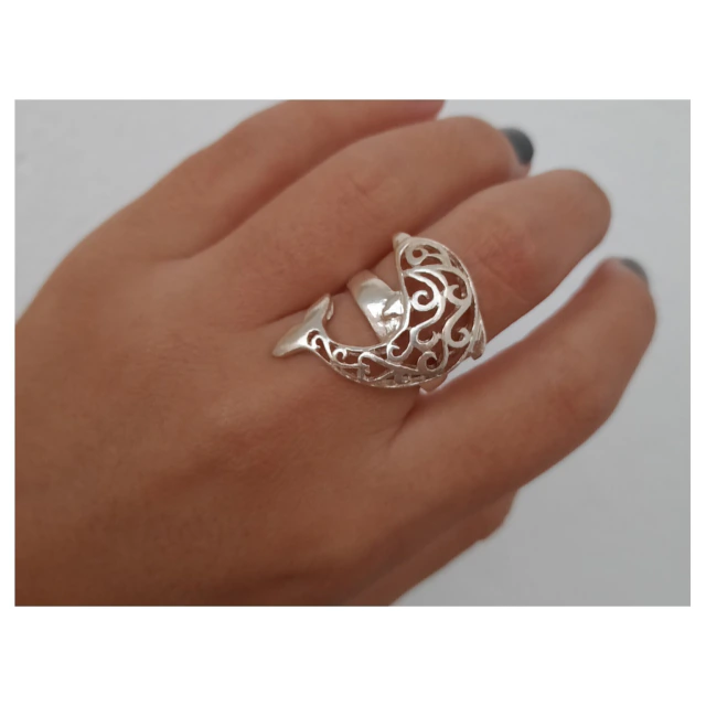 Anillo de plata delfín calado