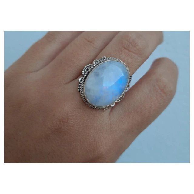 Anillo de plata y piedra natural piedra de la luna