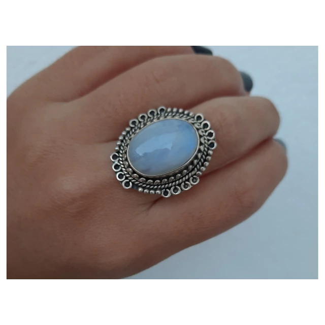 Anillo de plata y piedra natural piedra de la luna