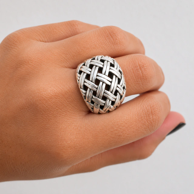 Anillo de plata inflada bombé