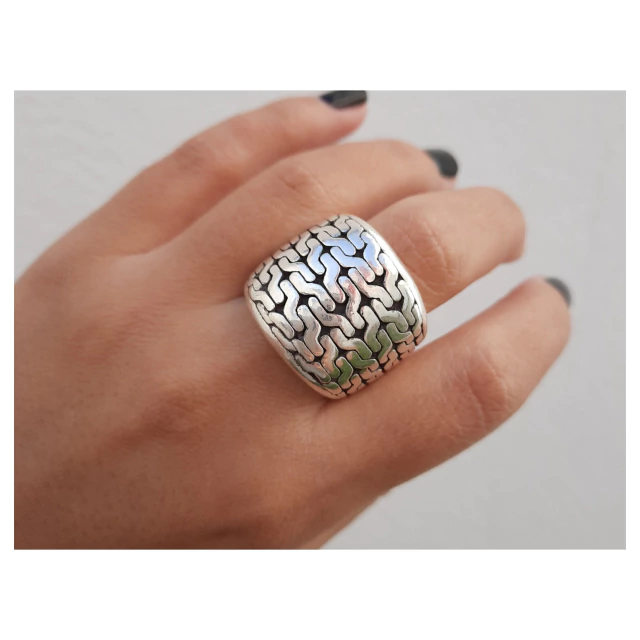 Anillo de plata inflada egipcio