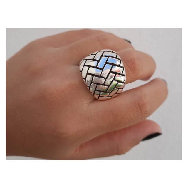 Anillo de plata inflada texturizado