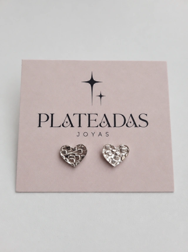 Aros de plata corazón textura