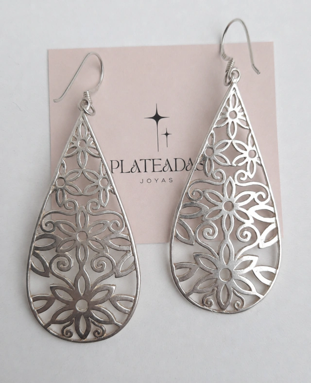 Aros de plata colgantes flor calada