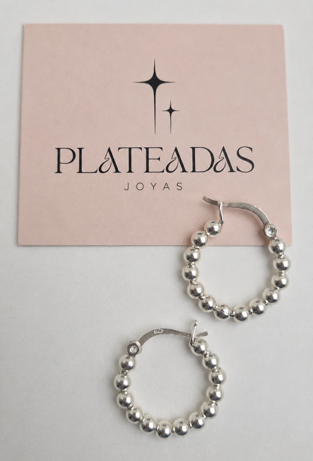 Aros de plata bolitas clásicas