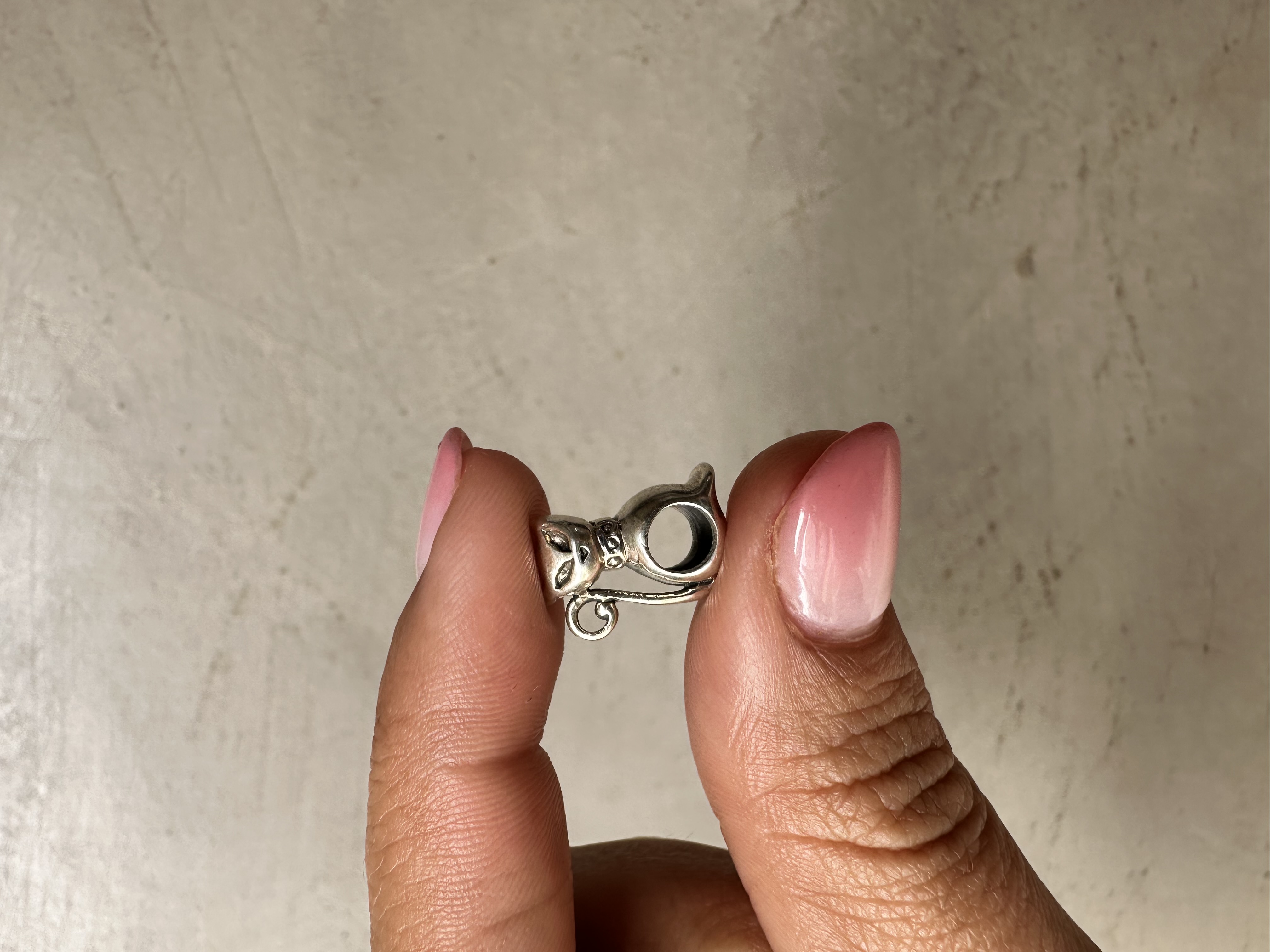Dije de plata pandora gatito