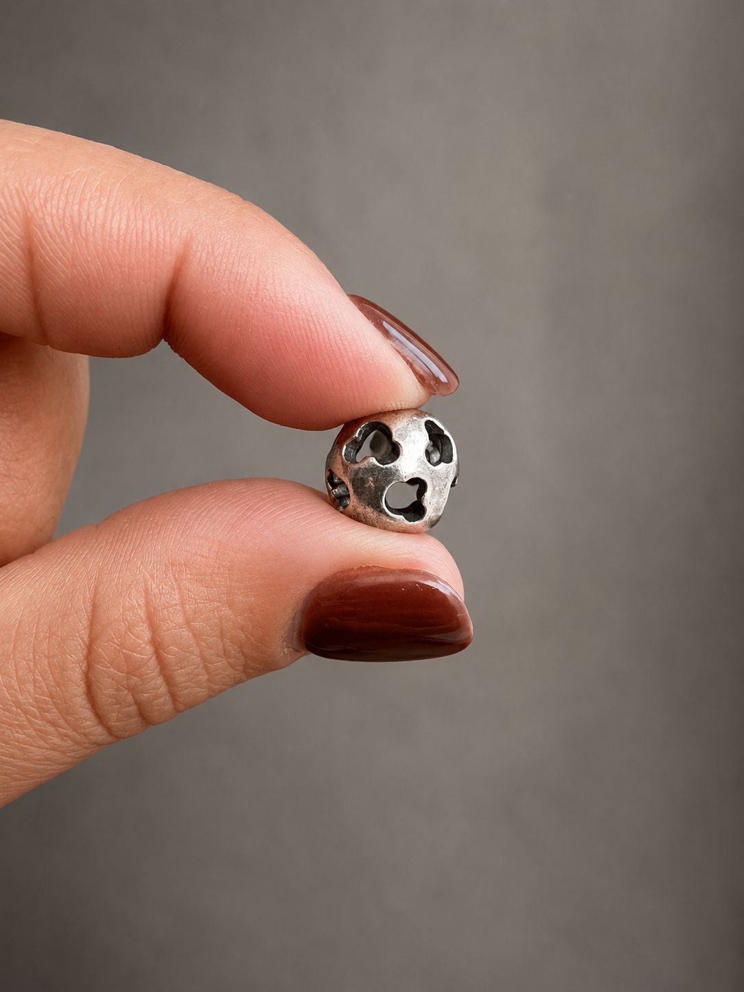 Dije de plata pandora esfera Mickey