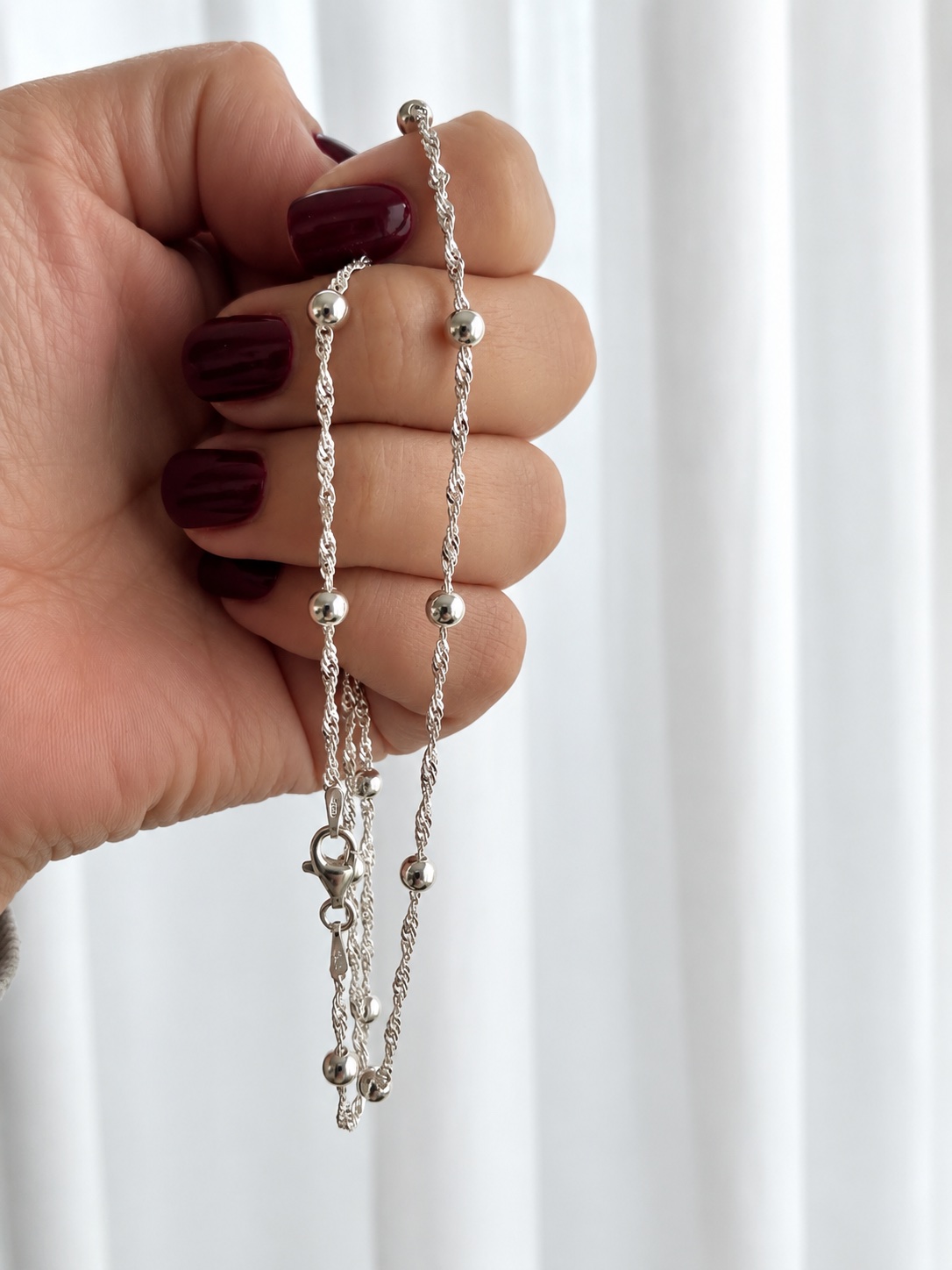 Cadena de plata bolitas 