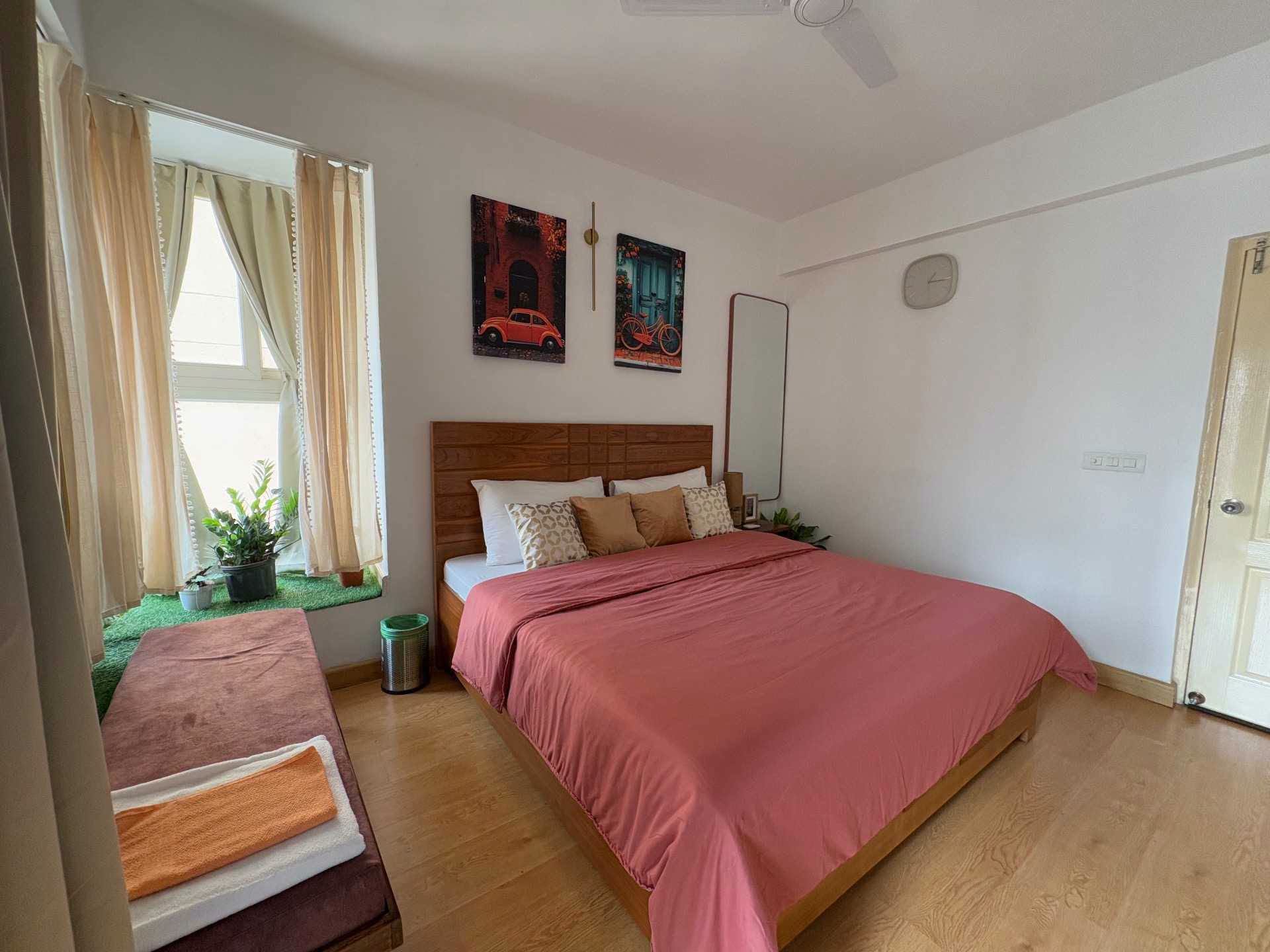 2 BHK Flat Noida Sector 16B
