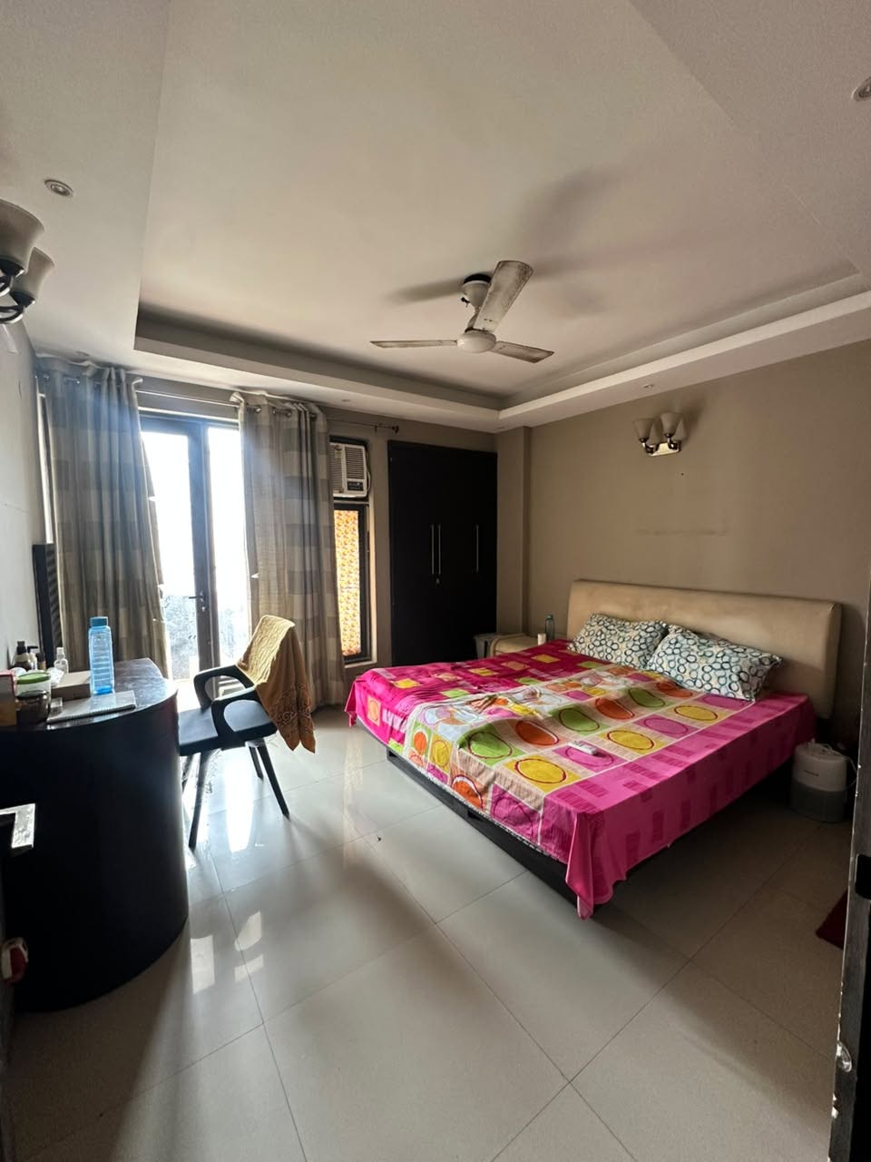 2 Rooms 3 BHK Flat Noida Sector 137