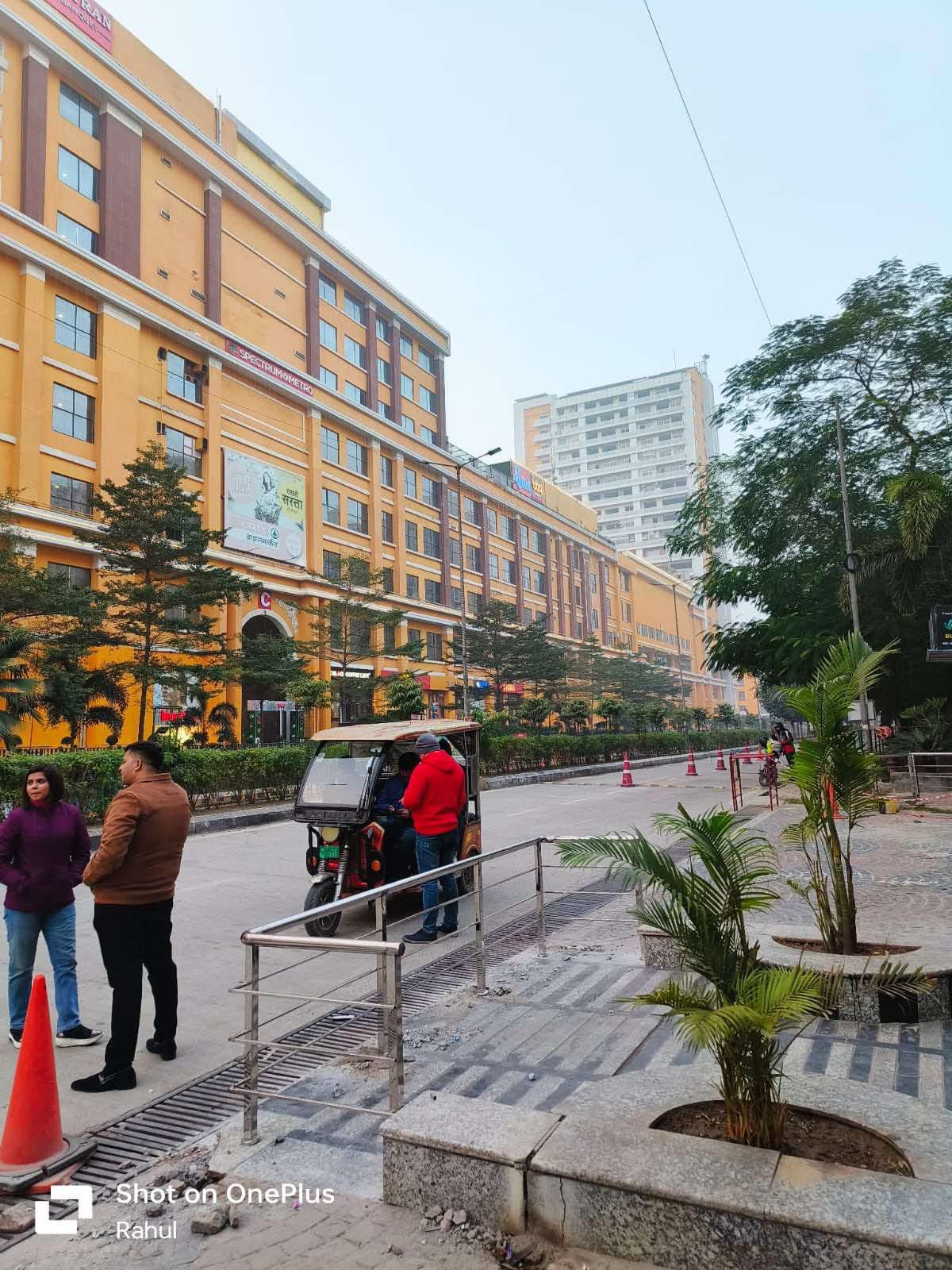 PRIVATE ROOM AVAILABLE – SECTOR 75, NOIDA