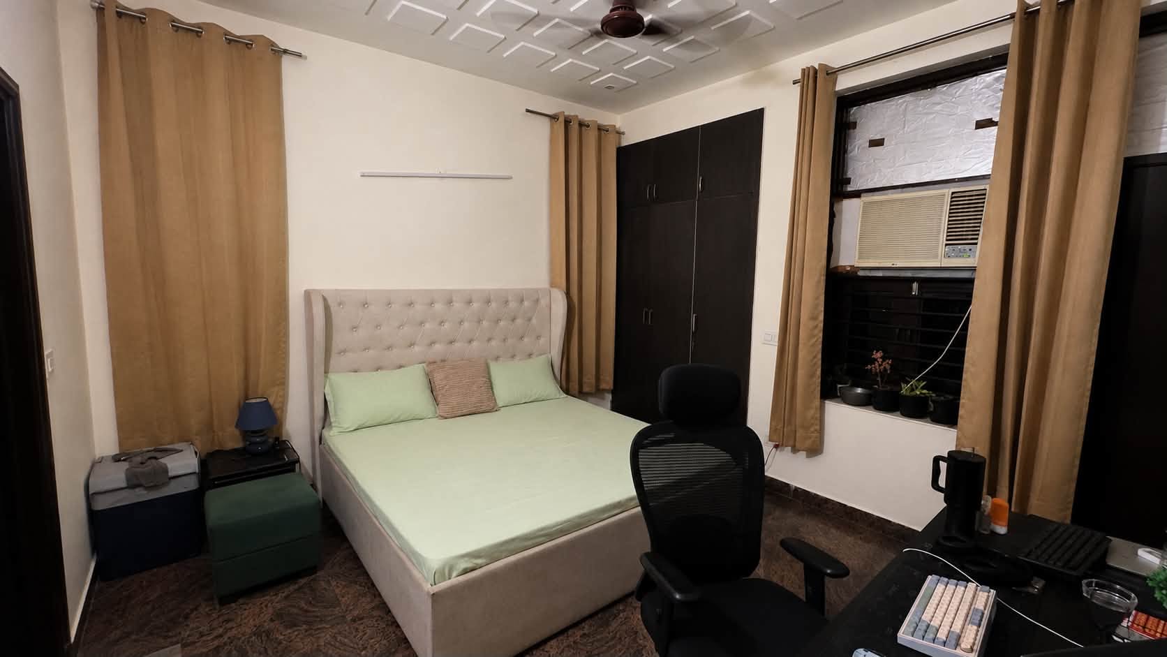 1 Male Flatmate 2 BHK Flat Sector 52 Gurgaon