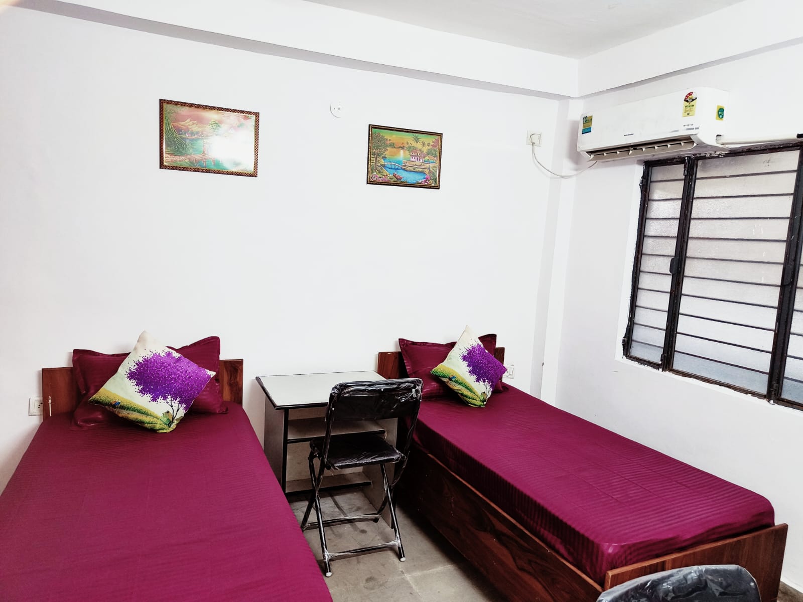 DK Stays Home Sector 27 Noida