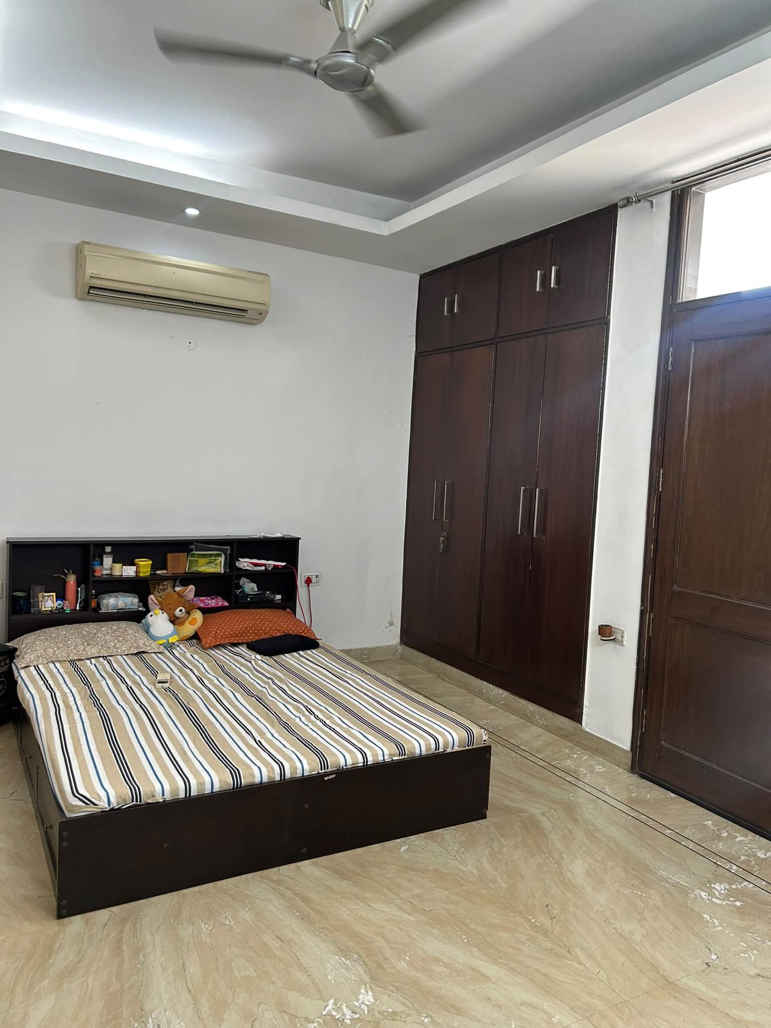 1 Room in 2 BHK Flat DLF Aster Avenue DLF Phase IV Gurgaon Female Flatmate