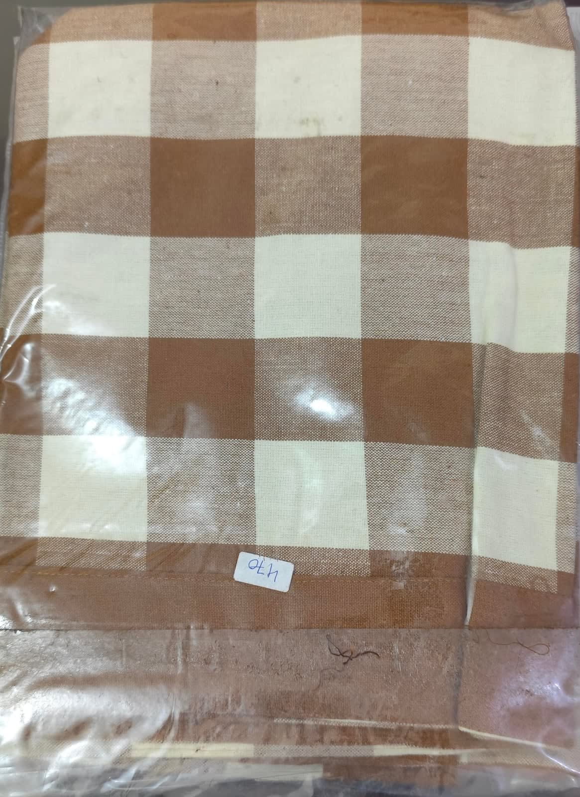 सेंट्रल टेबल कवर 40x60 इंच - ब्राउन चेक - photo 1