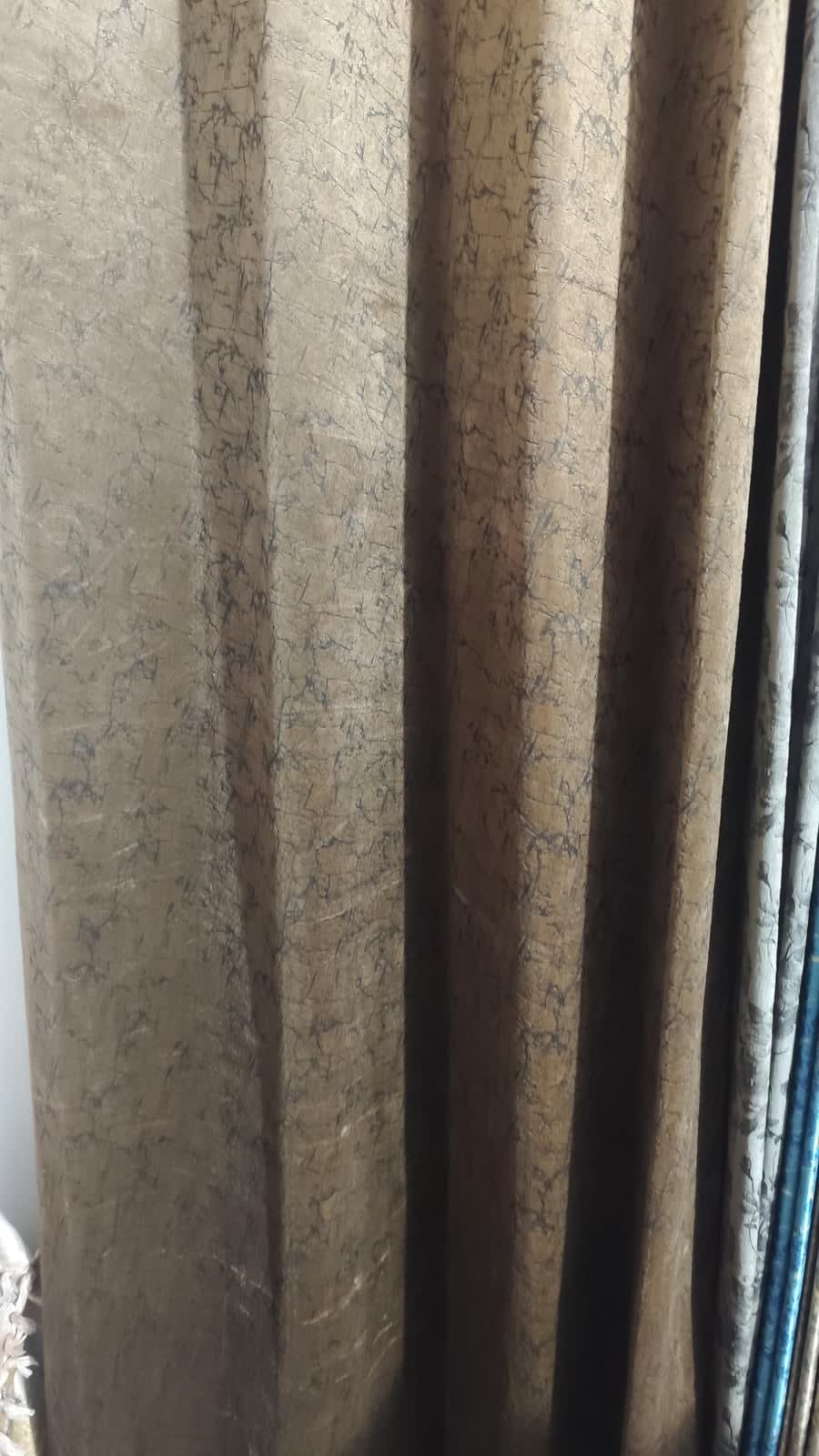 Bronze Crackle Velvet Eyelet Curtain - 7x4 & 9x4 Ft - photo 2