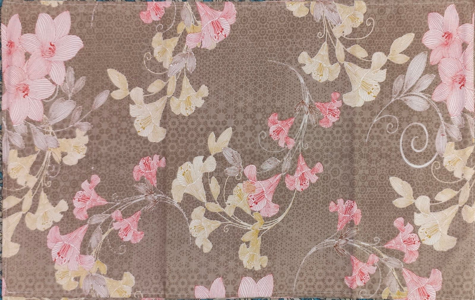 Galaxy Taupe Pink Lily Floral Diwan Bedsheet 70x90 Inches with 2 Pillow Covers - photo 3