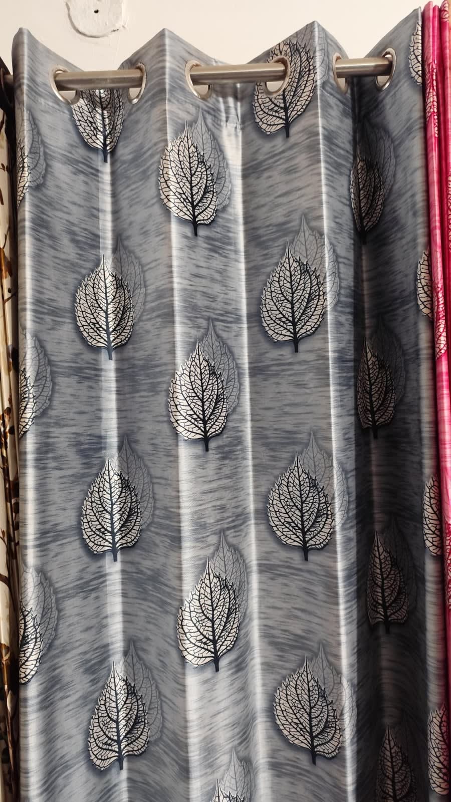 Grey Crackle Leaf Satin Eyelet Curtain - 7x4 & 9x4 Ft - photo 1