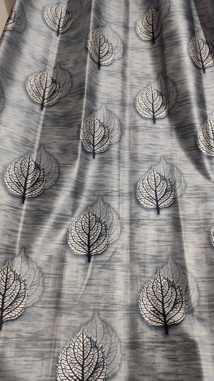 Grey Crackle Leaf Satin Eyelet Curtain - 7x4 & 9x4 Ft - photo 3
