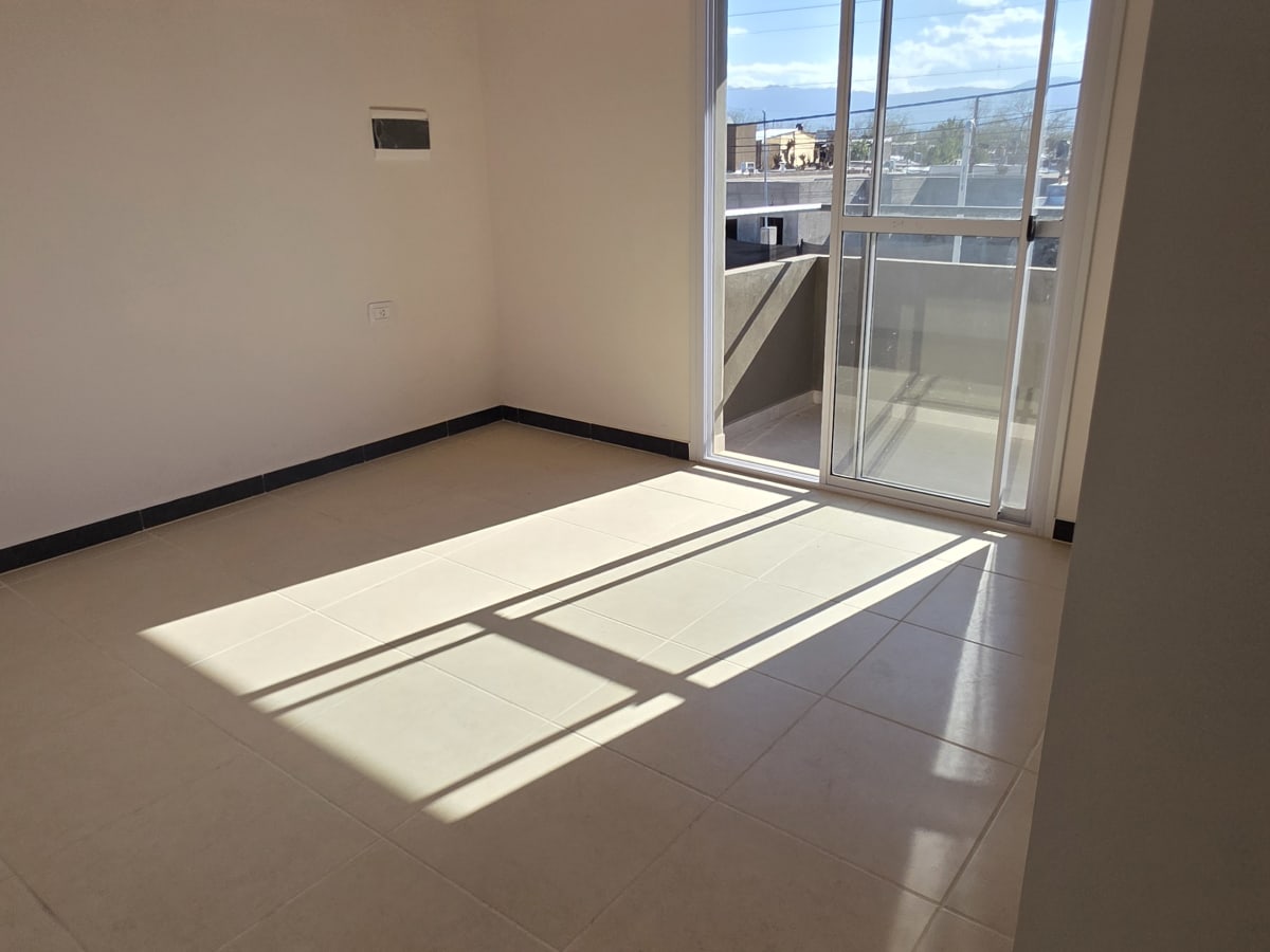 VENTA DÚPLEX B. PRIVADO PORTAL LAS ROSAS. GUAYMALLÉN. - foto 7