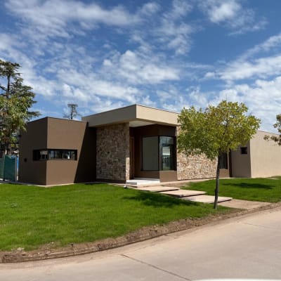 VENTA CASA B. PRIVADO IRIGOYEN. MAIPÚ.