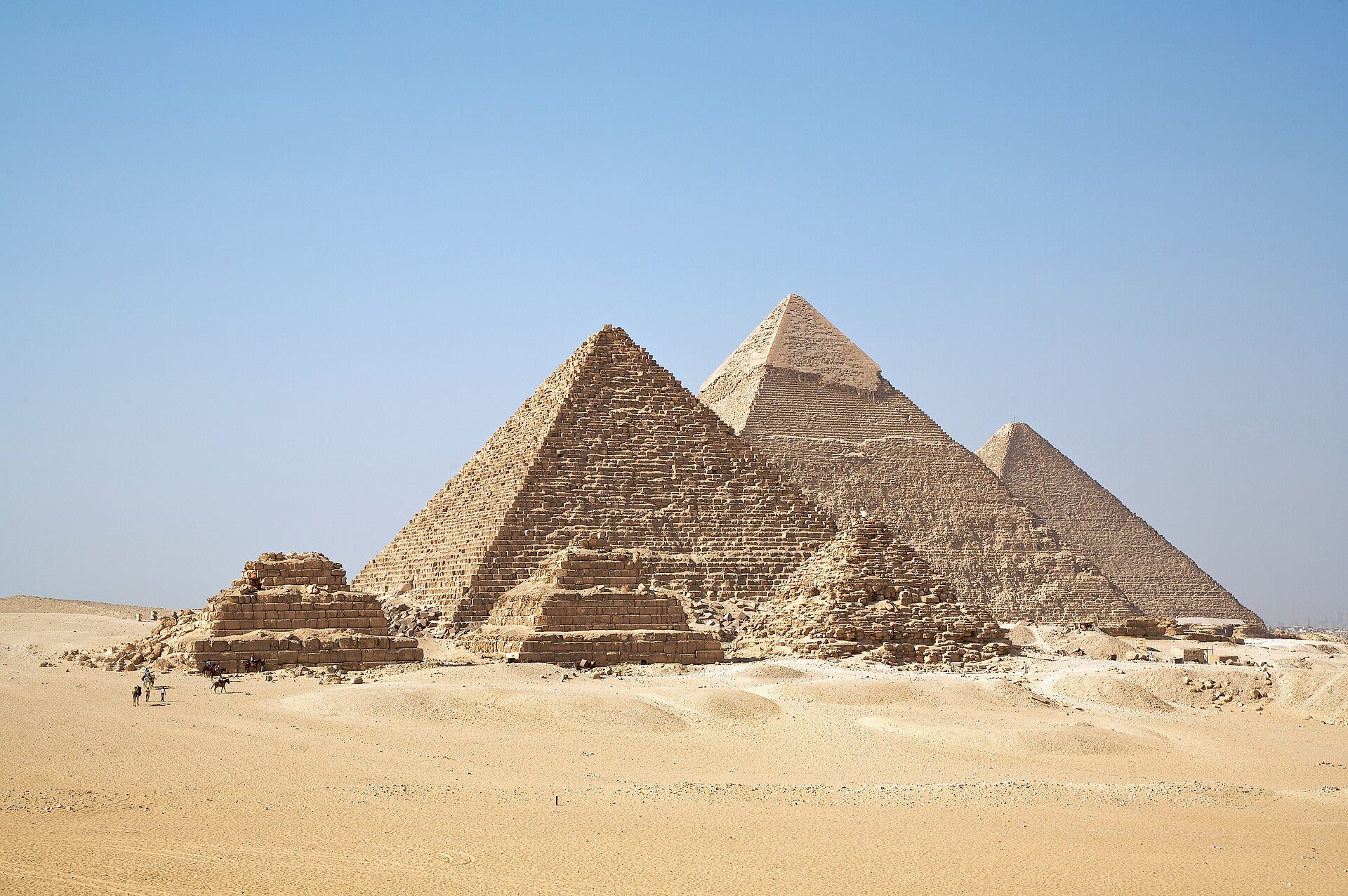 Pyramids, The Egyptian Museum, Khan Khalili Bazaar And Nile Dinner Cruise