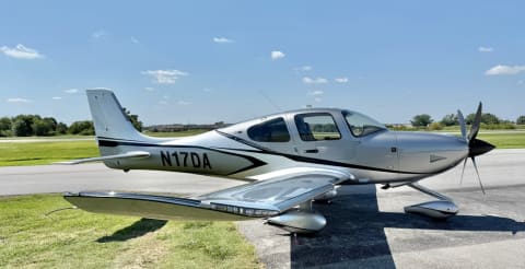 2024 Cirrus SR22-G7 Turbo GTS (N17DA) photo 2