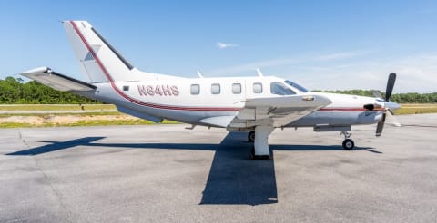 1992 Socata TBM 700 (N84HS) photo 3