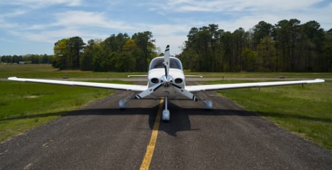 2005 Cirrus SR22-G2 (N29U) photo 2