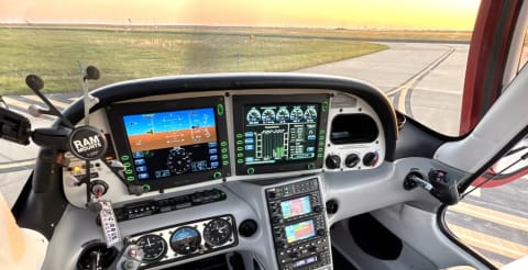 2006 Cirrus SR22-G2 Turbo GTS (N444AH) photo 3