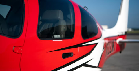 2019 Cirrus SR22-G6 Turbo (N122MT) photo 7