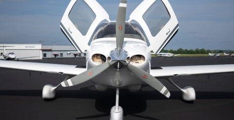 2003 Cirrus SR20 (N215VS) photo 5