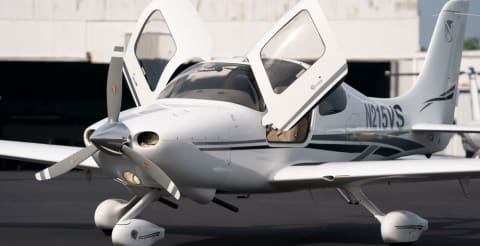 2003 Cirrus SR20 (N215VS) photo 7