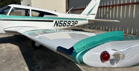 Piper Comanche 250 (N5693P) photo 5