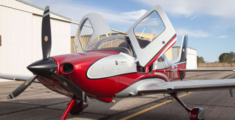 2005 Cirrus SR22-G2 (N771SL) photo 2