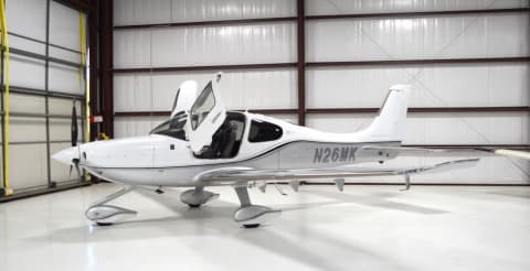 2018 Cirrus SR22-G6 Turbo GTS (N26MK) photo 4