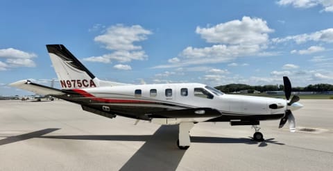 2010 SOCATA TBM 850 (N975CA) photo 2
