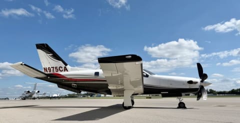 2010 SOCATA TBM 850 (N975CA) photo 3