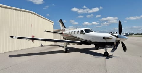 2010 SOCATA TBM 850 (N975CA) photo 5