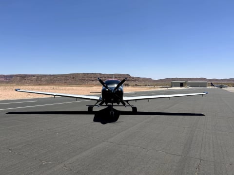 Cirrus SR22-G6 Turbo Arrivée (N528JJ) photo 7