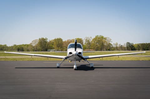2016 Cirrus SR22-G5 (N606KH) photo 7