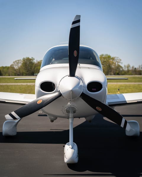 2016 Cirrus SR22-G5 (N606KH) photo 5