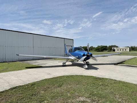 2010 Cirrus SR22-G3 Turbo GTS (N65XM) photo 3