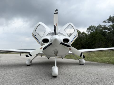 2004 SR22 G2 (N813KP) photo 7