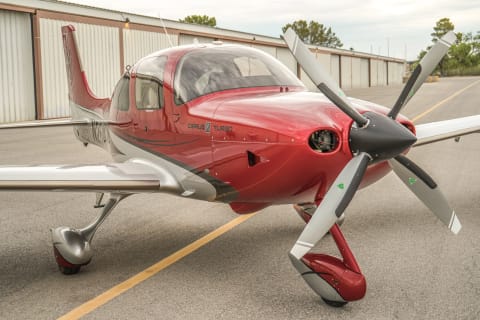 Cirrus SR22-G3 GTS Xi (N26VS) photo 3