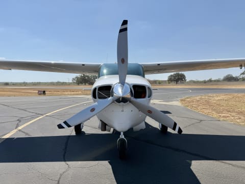 1968 Cessna Turbo 210 Centurion (N2206R) photo 4