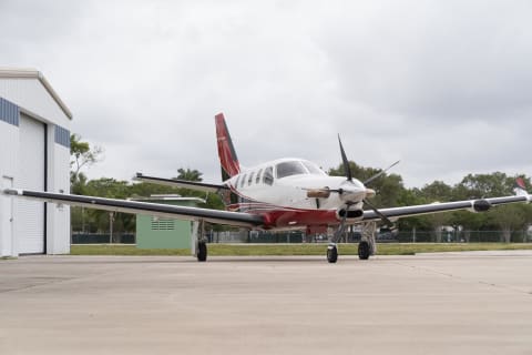 2015 Daher TBM 900 (N31RM) photo 2
