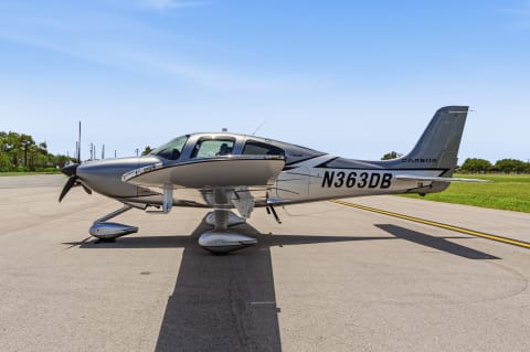 2023 Cirrus SR20-G6 Carbon (N363DB) photo 2