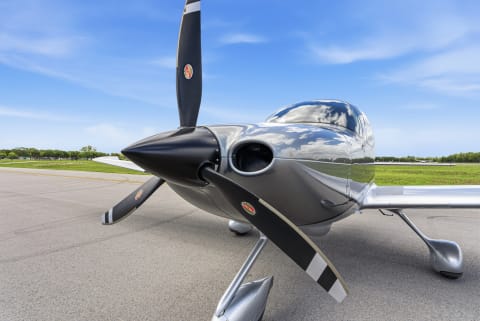 2023 Cirrus SR20-G6 Carbon (N363DB) photo 3